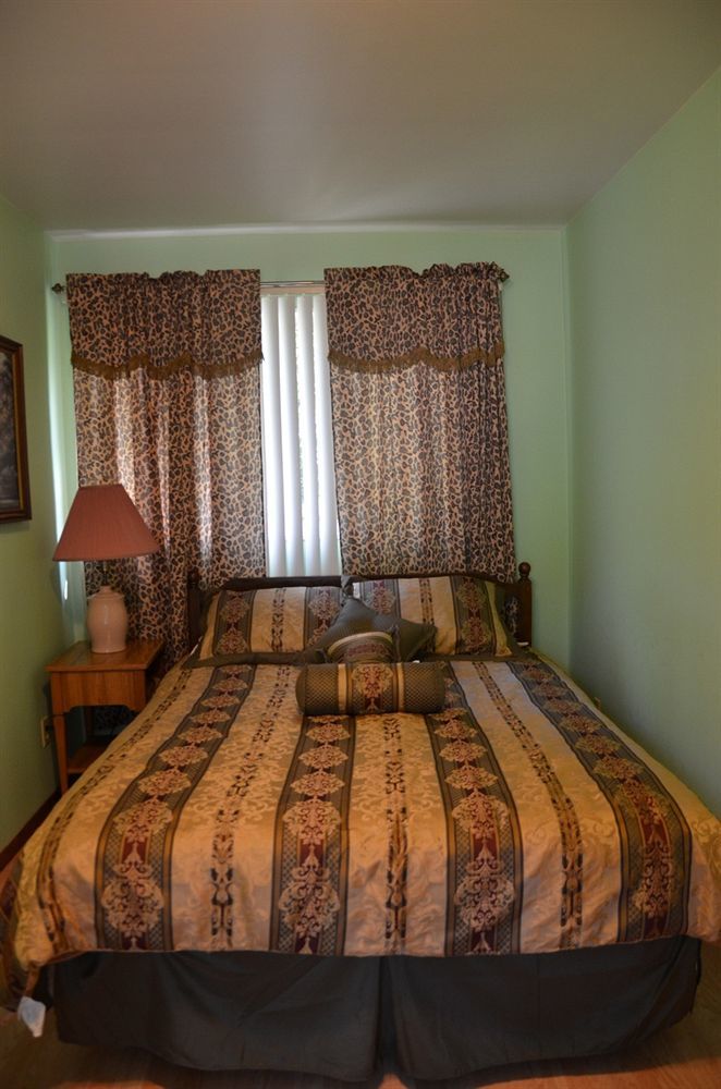 Deer Trail Motel วิสคอนซินเดลส์ ภายนอก รูปภาพ